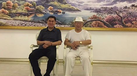 ●董事長(zhǎng)接待山東省政府辦公廳主任、交通廳廳長(zhǎng)張傳亭同志。